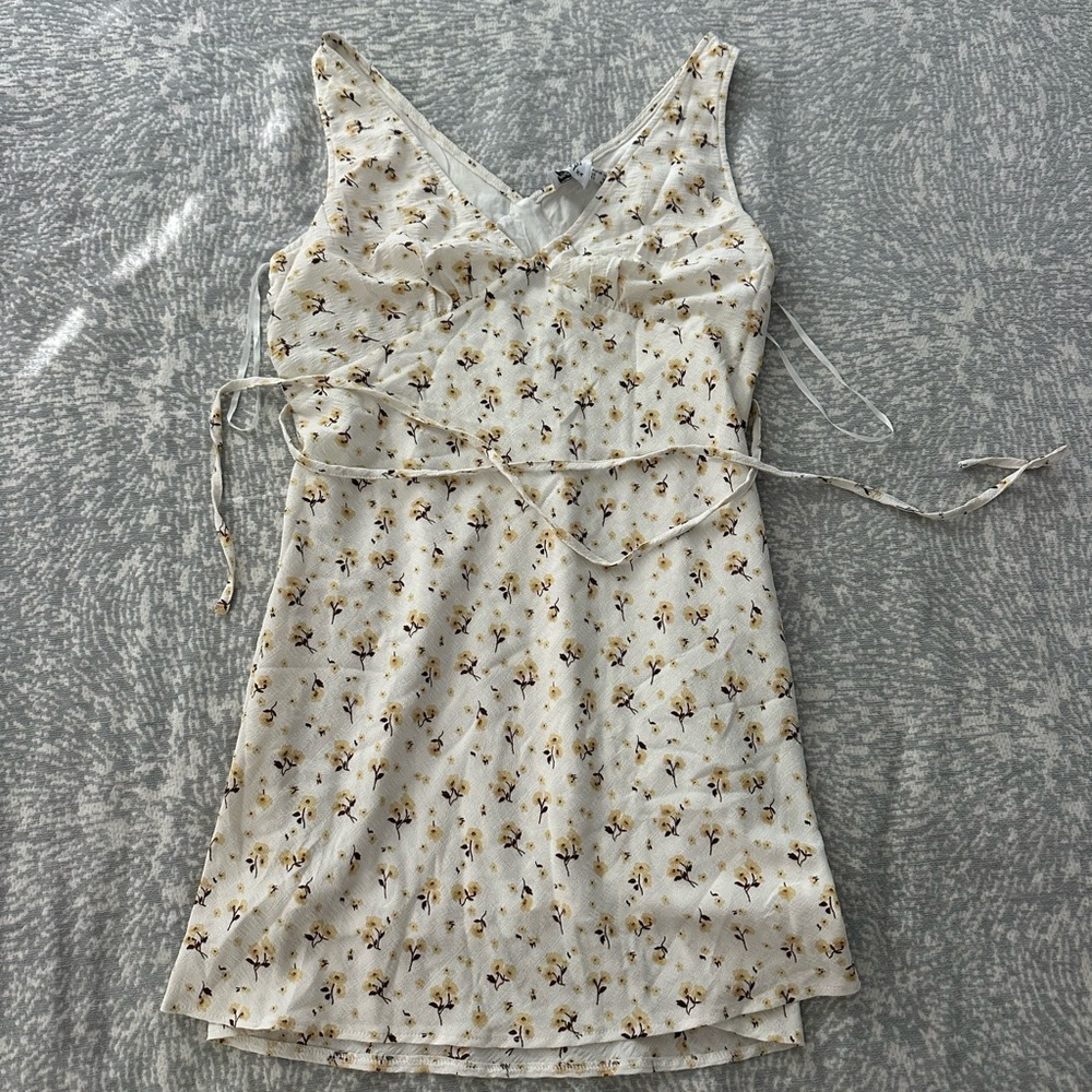 Princess Polly Floral Mini Dress - Cream and Yellow